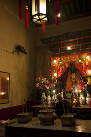Man Mo Temple Prayer Hong Kong 